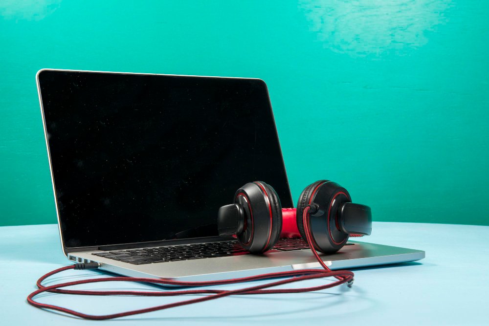 Why is My Headphone not Working on My Laptop?